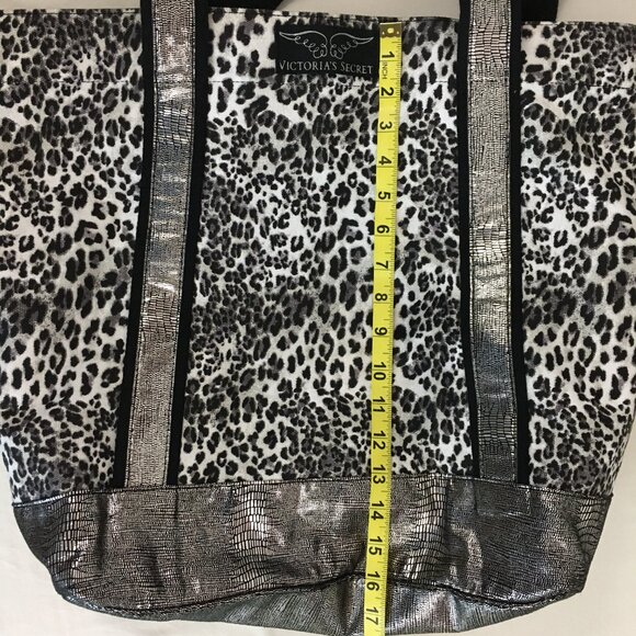 Victoria's Secret Leopard Metallic Large Cloth Tote Bag - Picture 12 of 14